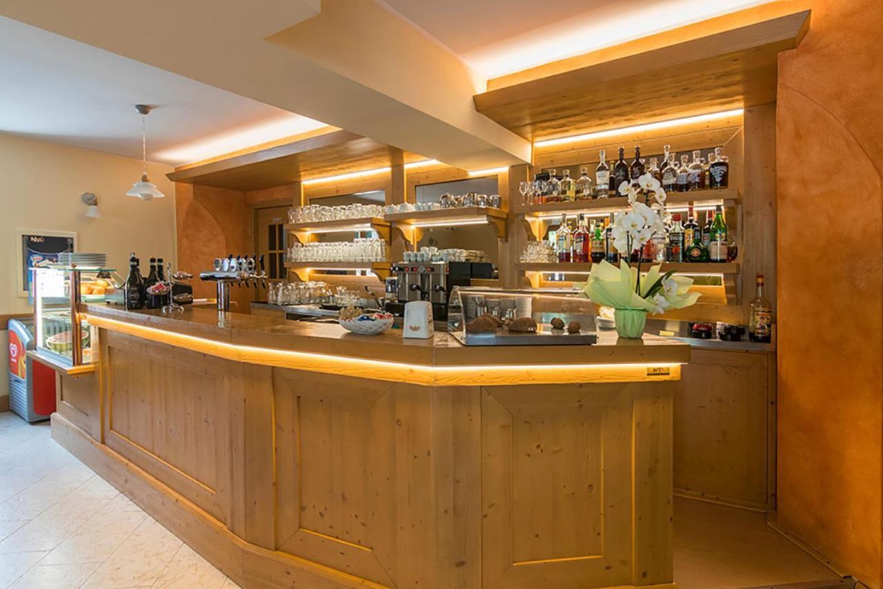 Locanda Alpina A 1250 Mt Ала Экстерьер фото